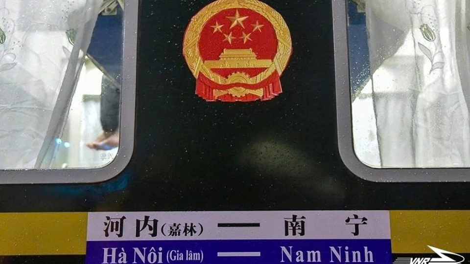 Nearly 4,000 passengers travel on Vietnam-China rail service